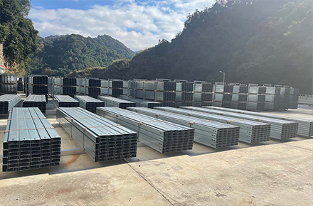 Xiamen Kingfeels Energy Technology Co., Ltd. et Malaysia TNB ENGINEERING CORPORATION ont conclu une coopération sur un projet photovoltaïque de 500 MW